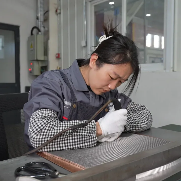 金属蜂窝产品生产过程中的尺寸和质量检验